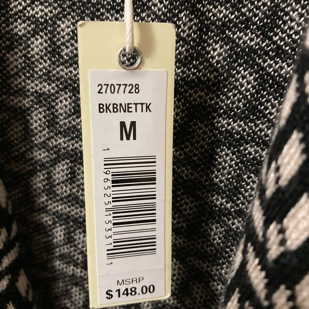NWT MAX STUDIO One Button Cardigan Sweater, Size: Medium - Picture 5 of 6